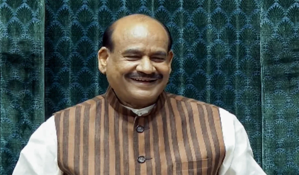 Viksit Bharat का सपना बंगाल से होगा पूरा, Speaker Om Birla ने नए विधायकों को दिया Success मंत्र Viksit Bharat का सपना बंगाल से होगा पूरा, Speaker Om Birla ने नए विधायकों को दिया Success मंत्र