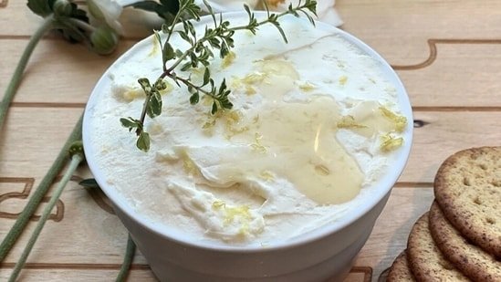 Want a healthy spread for toast, bagels? Gastroenterologist Dr Salhab shares high-protein probiotic cream cheese recipe Want a healthy spread for toast, bagels? Gastroenterologist Dr Salhab shares high-protein probiotic cream cheese recipe