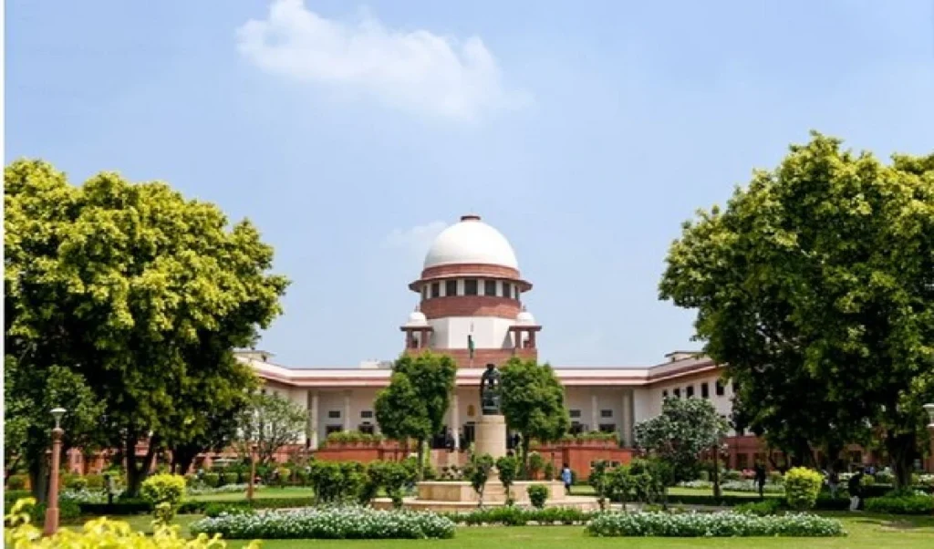 West Bengal में Voter List से नाम हटने पर भी नहीं रुकनी चाहिए सुविधाएं, Supreme Court ने ECI को भेजा नोटिस West Bengal में Voter List से नाम हटने पर भी नहीं रुकनी चाहिए सुविधाएं, Supreme Court ने ECI को भेजा नोटिस