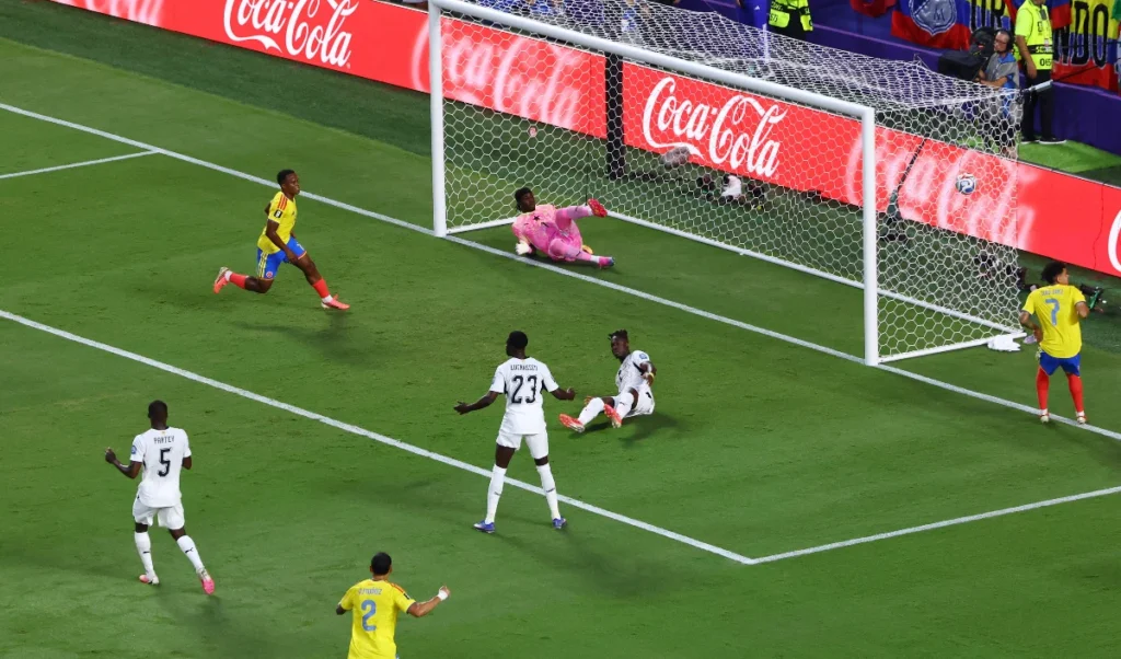 World Cup में Colombia का धमाल, Ghana को 1-0 से हराकर Round of 16 में मारी एंट्री World Cup में Colombia का धमाल, Ghana को 1-0 से हराकर Round of 16 में मारी एंट्री
