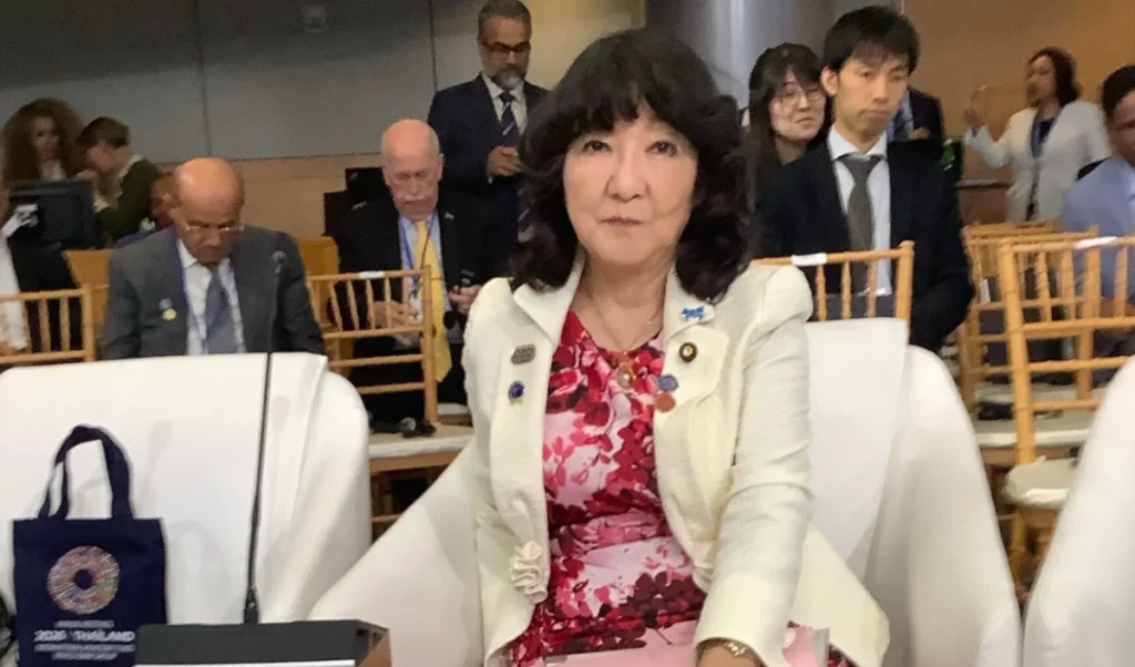 yen crash currency hits lowest level since 1986 satsuki katayama signals possible intervention