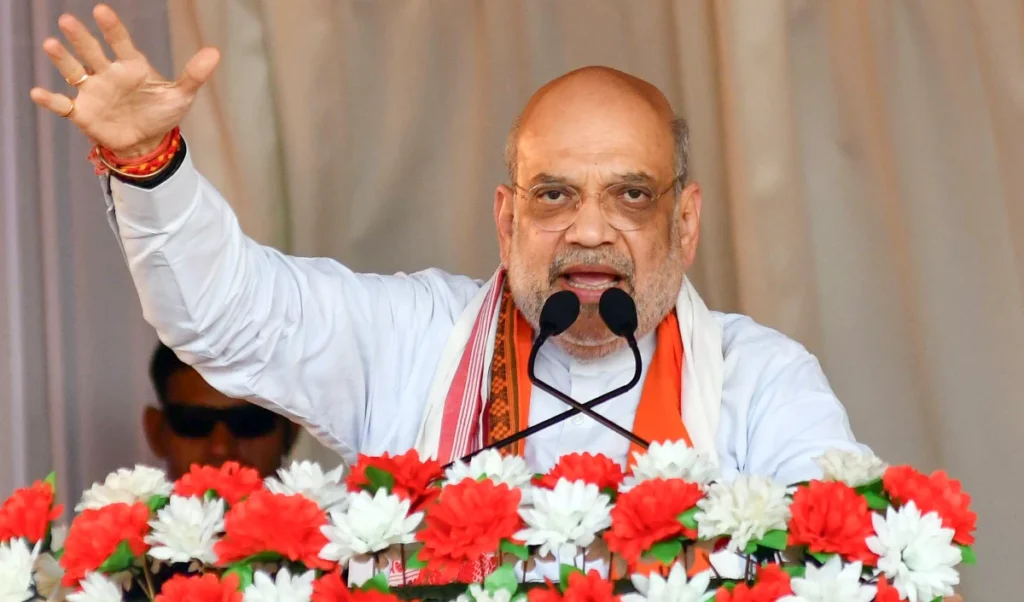 अमित शाह ने Jammu and Kashmir में बाढ़ का जायज़ा लिया, LG और CM को हर संभव मदद का भरोसा दिलाया अमित शाह ने Jammu and Kashmir में बाढ़ का जायज़ा लिया, LG और CM को हर संभव मदद का भरोसा दिलाया