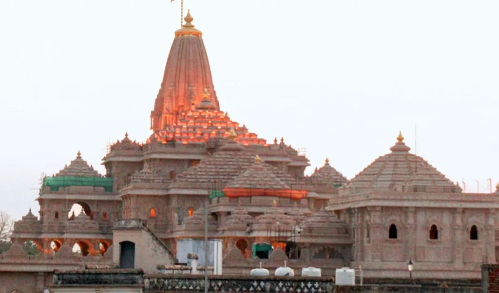 अयोध्या में राम मंदिर ट्रस्ट की दो बड़ी बैठकें आज: चढ़ावा चोरी विवाद के बीच नए महासचिव और पहले CEO की नियुक्ति पर मंथन; रिक्त पदों को भरने की कवायद अयोध्या में राम मंदिर ट्रस्ट की दो बड़ी बैठकें आज: चढ़ावा चोरी विवाद के बीच नए महासचिव और पहले CEO की नियुक्ति पर मंथन; रिक्त पदों को भरने की कवायद