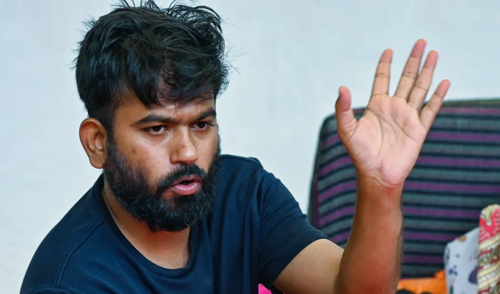 कॉकरोच जनता पार्टी संस्थापक Abhijeet Dipke को हुआ ‘टाइफाइड’, बोले- धर्मेंद्र प्रधान के इस्तीफे तक जारी रहेगा प्रदर्शन कॉकरोच जनता पार्टी संस्थापक Abhijeet Dipke को हुआ ‘टाइफाइड’, बोले- धर्मेंद्र प्रधान के इस्तीफे तक जारी रहेगा प्रदर्शन