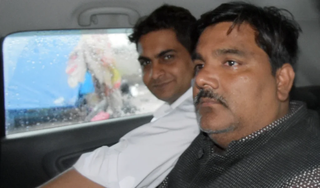 दिल्ली दंगे का बड़ा फैसला: IB Officer Ankit Sharma मर्डर केस में Tahir Hussain दोषी करार दिल्ली दंगे का बड़ा फैसला: IB Officer Ankit Sharma मर्डर केस में Tahir Hussain दोषी करार