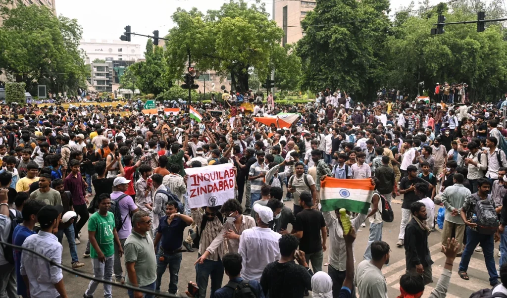 धर्मेंद्र प्रधान का Exit और प्रह्लाद जोशी की Entry के बाद CJP ने खत्म किया विरोध प्रदर्शन, अब आगे क्या?