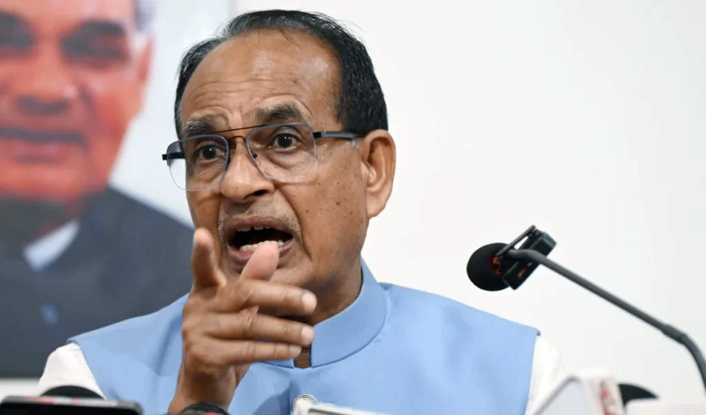 ‘वृक्ष मित्र’ बनकर देश को बनाएं हरा-भरा, कृषि मंत्री Shivraj Chouhan ने लॉन्च किया Mega-Plan ‘वृक्ष मित्र’ बनकर देश को बनाएं हरा-भरा, कृषि मंत्री Shivraj Chouhan ने लॉन्च किया Mega-Plan