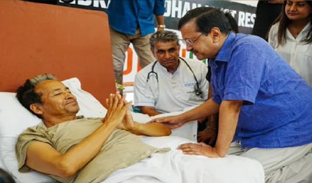 शिक्षा सुधार के लिए Arvind Kejriwal का नया फॉर्मूला- धर्मेंद्र प्रधान की जगह सोनम वांगचुक बनें शिक्षा मंत्री शिक्षा सुधार के लिए Arvind Kejriwal का नया फॉर्मूला- धर्मेंद्र प्रधान की जगह सोनम वांगचुक बनें शिक्षा मंत्री
