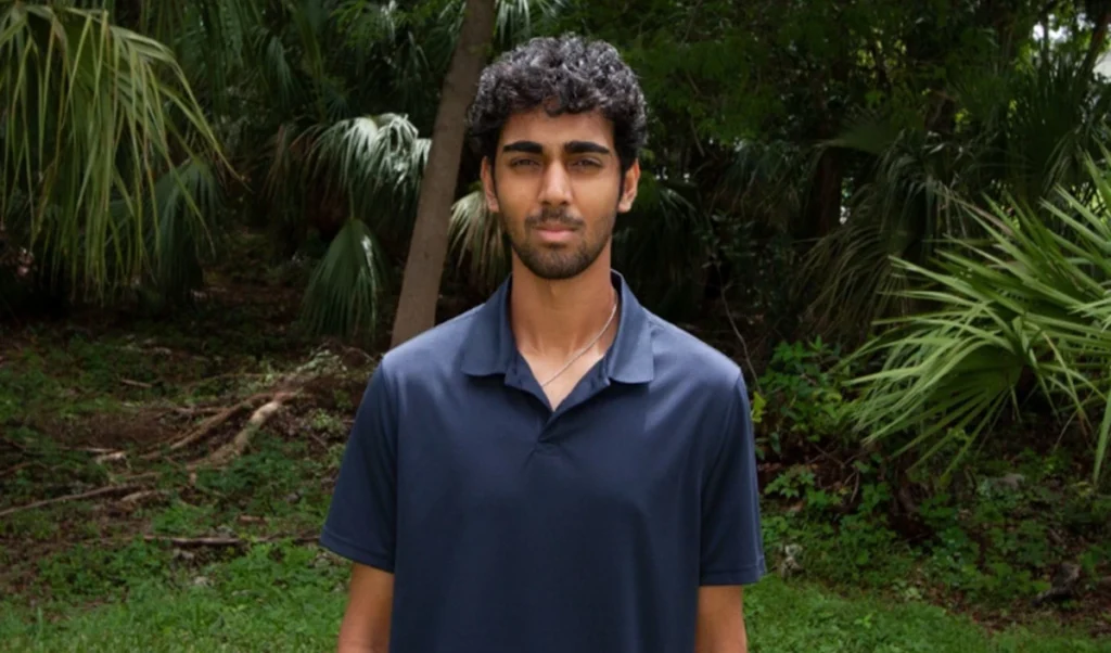 18 year old nathan thomas makes history becomes the world youngest male professor 18 year old nathan thomas makes history becomes the world youngest male professor