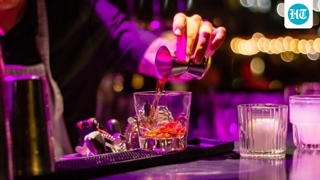 4 to 5 drinks in one sitting? Sir HN Reliance Foundation Hospital cardiologist shares 5 rules to protect heart and liver 4 to 5 drinks in one sitting? Sir HN Reliance Foundation Hospital cardiologist shares 5 rules to protect heart and liver