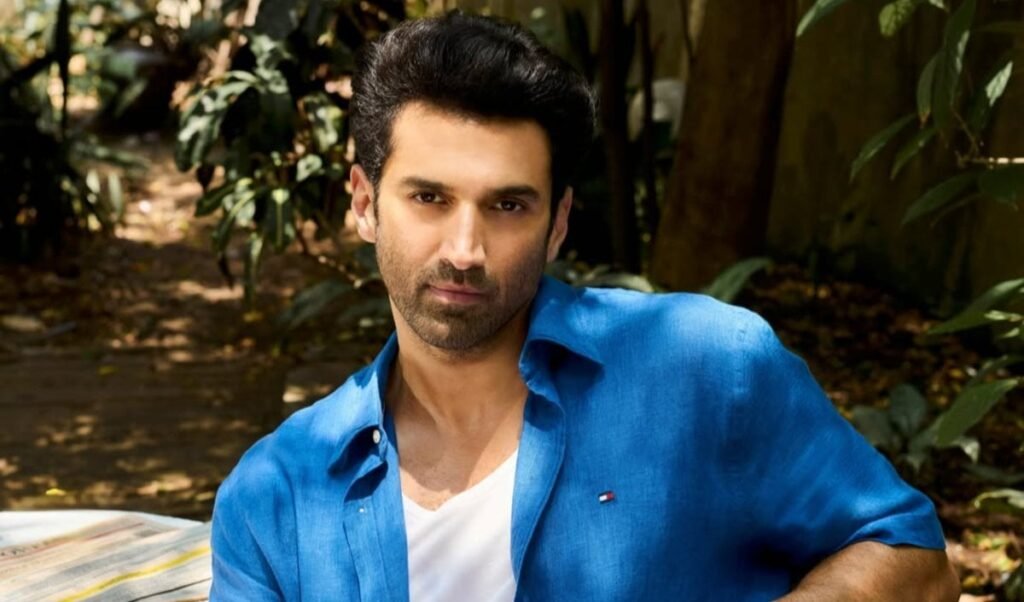 Aditya Roy Kapur की नई फिल्म में हुई हीरोइन की एंट्री, इस साउथ एक्ट्रेस संग बनेगी जोड़ी Aditya Roy Kapur की नई फिल्म में हुई हीरोइन की एंट्री, इस साउथ एक्ट्रेस संग बनेगी जोड़ी