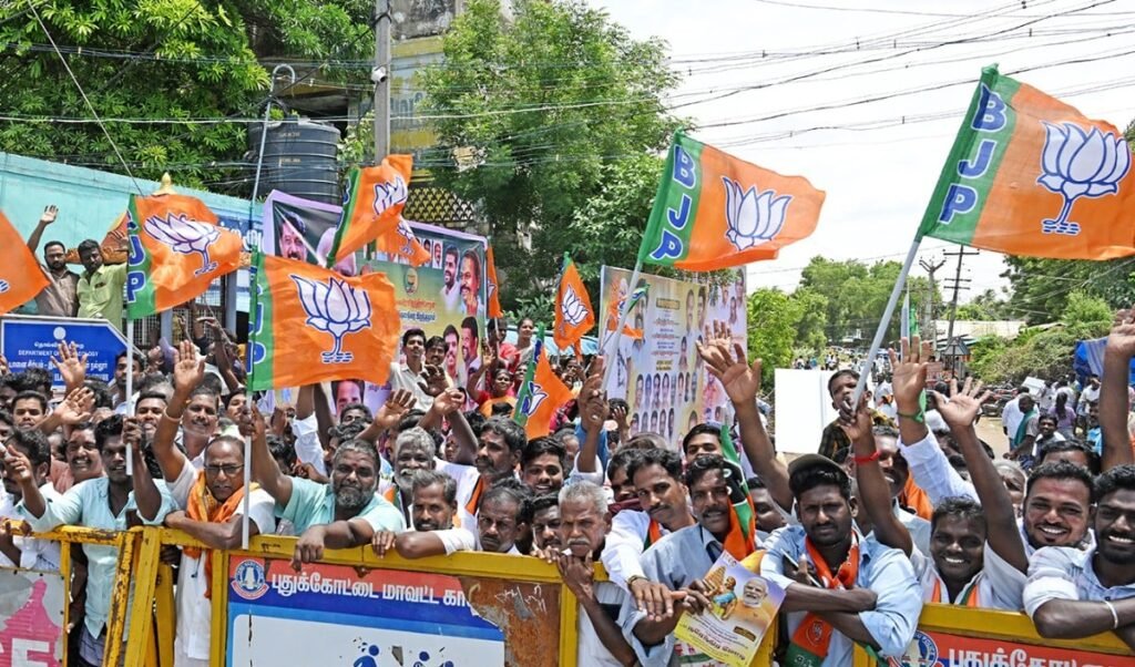 Akali Dal से गठबंधन पर असमंजस के बीच BJP का बड़ा ऐलान: Punjab की सभी 117 सीटों पर लड़ेंगे चुनाव Akali Dal से गठबंधन पर असमंजस के बीच BJP का बड़ा ऐलान: Punjab की सभी 117 सीटों पर लड़ेंगे चुनाव