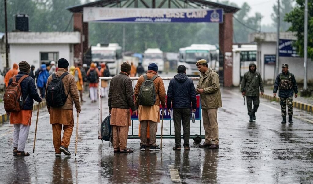 Amarnath Yatra जम्मू से हुई स्थगित, खराब मौसम और कम श्रद्धालुओं के कारण फैसला