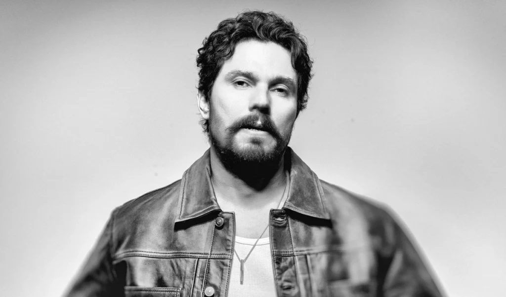 Assam में बाढ़ राहत कार्य के बाद अपने हेल्पर के गांव पहुंचे Randeep Hooda, नगालैंड बॉर्डर को देखकर बोले- 'यह तो धरती पर स्वर्ग है' Assam में बाढ़ राहत कार्य के बाद अपने हेल्पर के गांव पहुंचे Randeep Hooda, नगालैंड बॉर्डर को देखकर बोले- 'यह तो धरती पर स्वर्ग है'