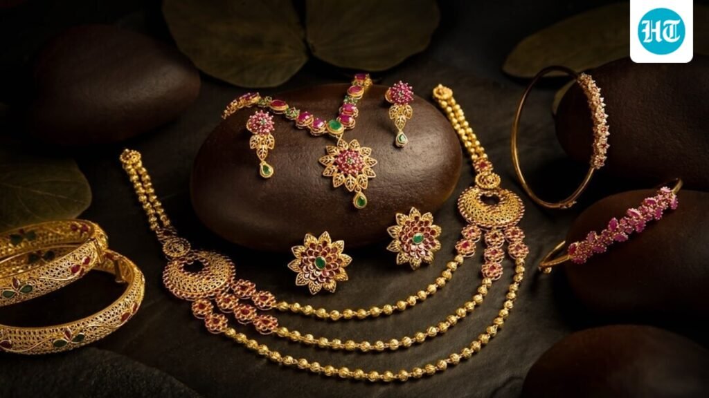 Buying expensive jewellery? Check these 5 details to know if it is genuinely well-made