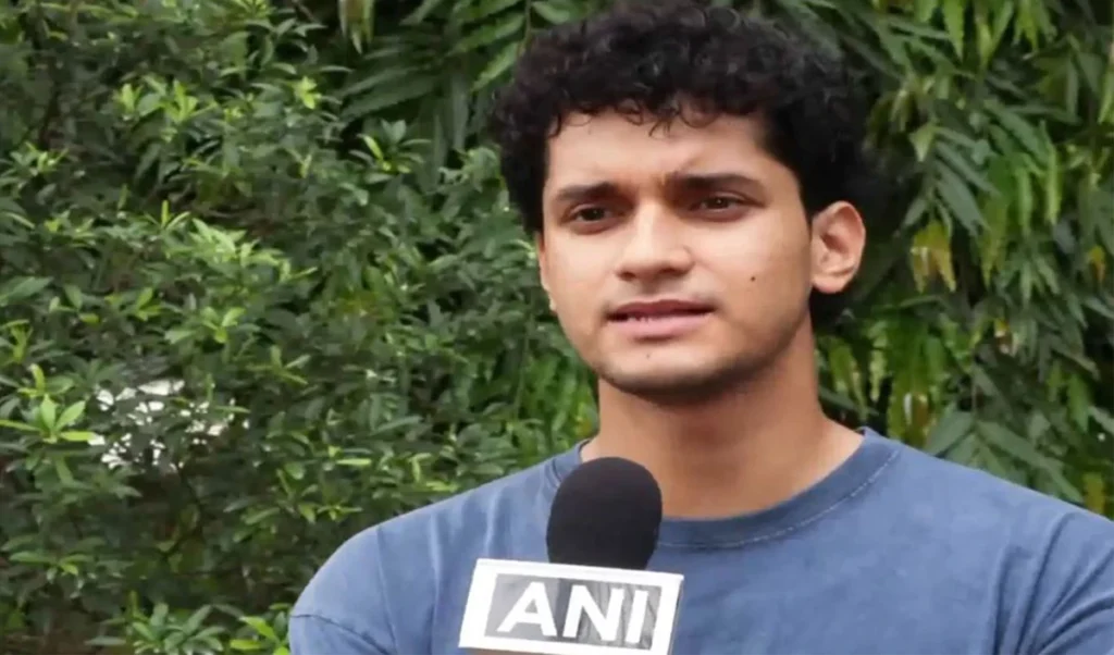 CJP Spokesperson Sourav Das का बड़ा दावा, YouTubers की घुसपैठ से Privacy और Security पर बढ़ा गंभीर खतरा CJP Spokesperson Sourav Das का बड़ा दावा, YouTubers की घुसपैठ से Privacy और Security पर बढ़ा गंभीर खतरा