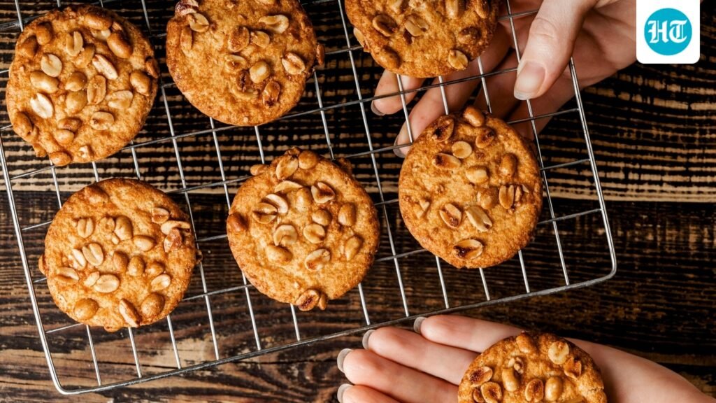 Can you bake with artificial sweetener? Is jaggery in chai, coffee with dates better than white sugar? Dr Patil explains Can you bake with artificial sweetener? Is jaggery in chai, coffee with dates better than white sugar? Dr Patil explains