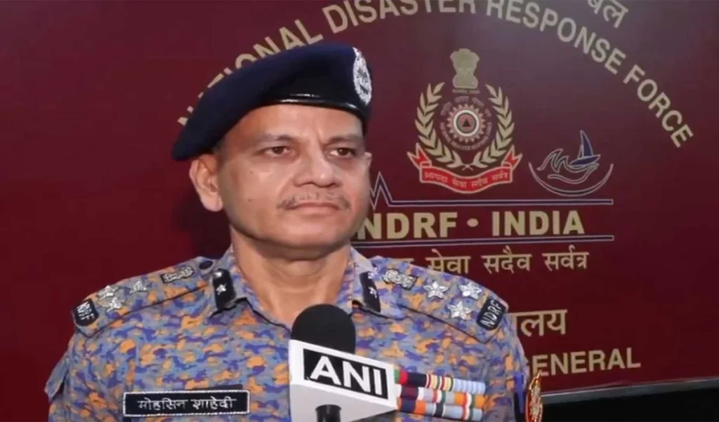 Chamoli Tunnel Rescue: चमोली हादसे की मजिस्ट्रेट जांच के आदेश, CM Dhami ने किया मुआवजे का ऐलान Chamoli Tunnel Rescue: चमोली हादसे की मजिस्ट्रेट जांच के आदेश, CM Dhami ने किया मुआवजे का ऐलान