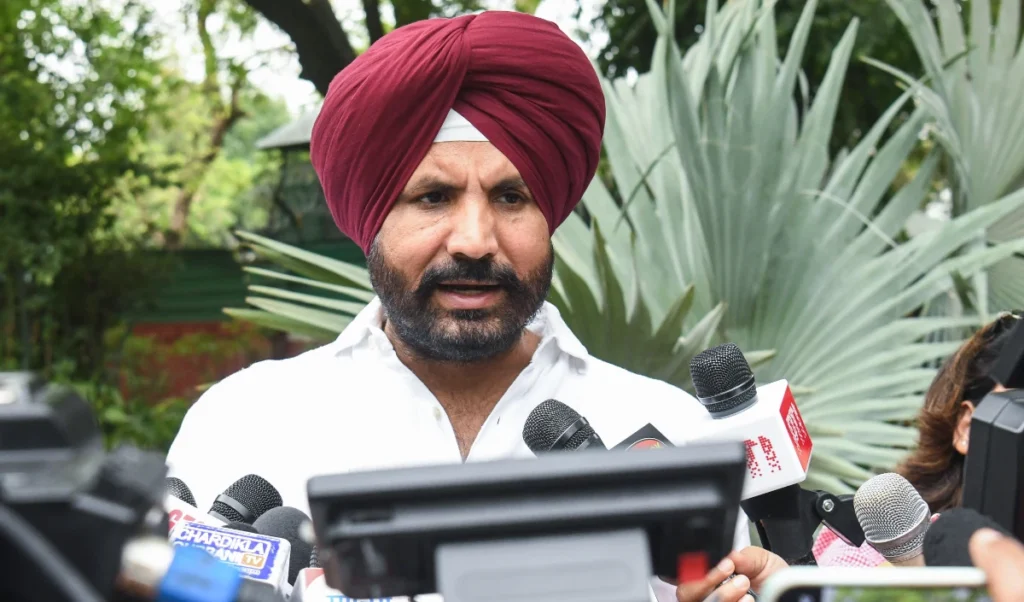 Channi गुट से मिली चुनौती के बाद Warring का बड़ा दांव, Punjab Congress में जमीनी स्तर पर पकड़ मजबूत