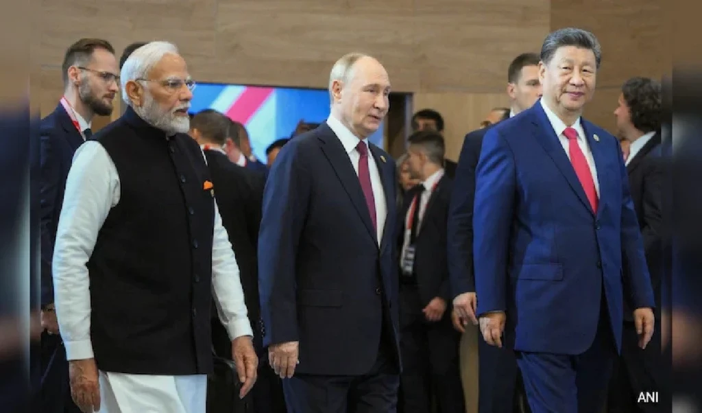 China को छोड़ पुतिन ने भारत को चुना पहला पार्टनर देश, हिला अमेरिका! China को छोड़ पुतिन ने भारत को चुना पहला पार्टनर देश, हिला अमेरिका!