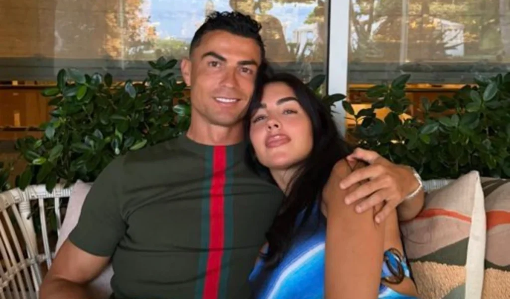 Cristiano Ronaldo-Georgina Rodriguez Marriage: न सितारे न शोर, सिर्फ 5 बच्चों के सामने सादगी से की शादी