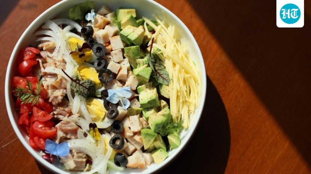 Easy high-protein, high-fibre recipe: Try this gastroenterologist-approved chicken Greek yoghurt bowl for your next meal Easy high-protein, high-fibre recipe: Try this gastroenterologist-approved chicken Greek yoghurt bowl for your next meal