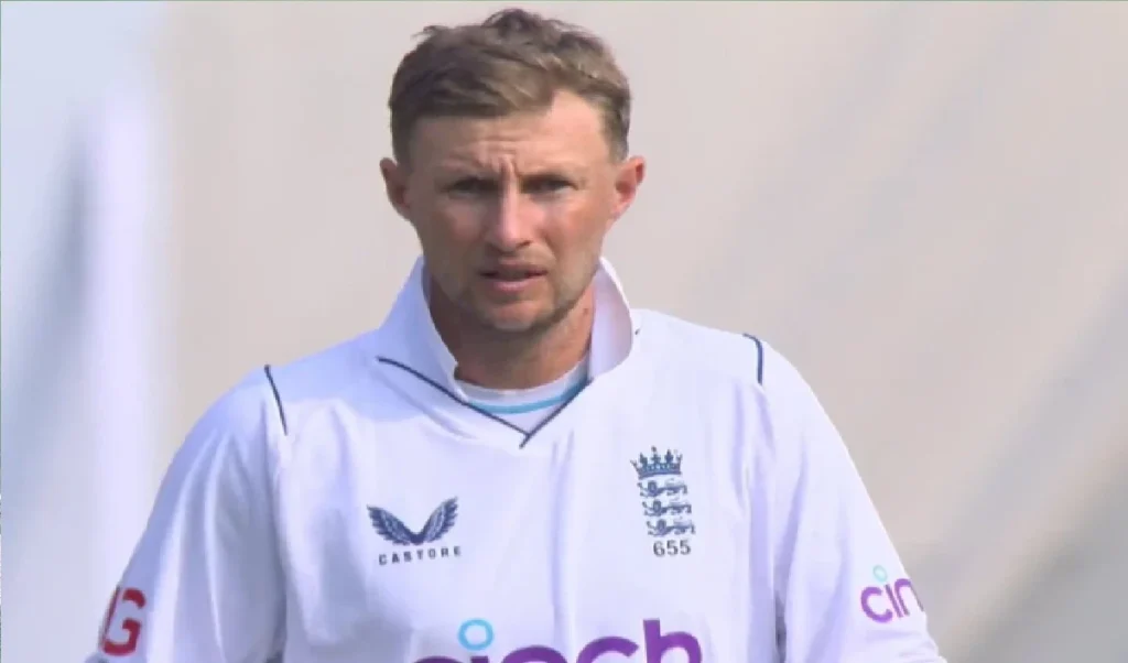 England Test Captain Joe Root ने खिलाड़ियों पर से हटाया 'Night Curfew', कहा- अपनी Responsibility खुद समझें Team Members England Test Captain Joe Root ने खिलाड़ियों पर से हटाया 'Night Curfew', कहा- अपनी Responsibility खुद समझें Team Members