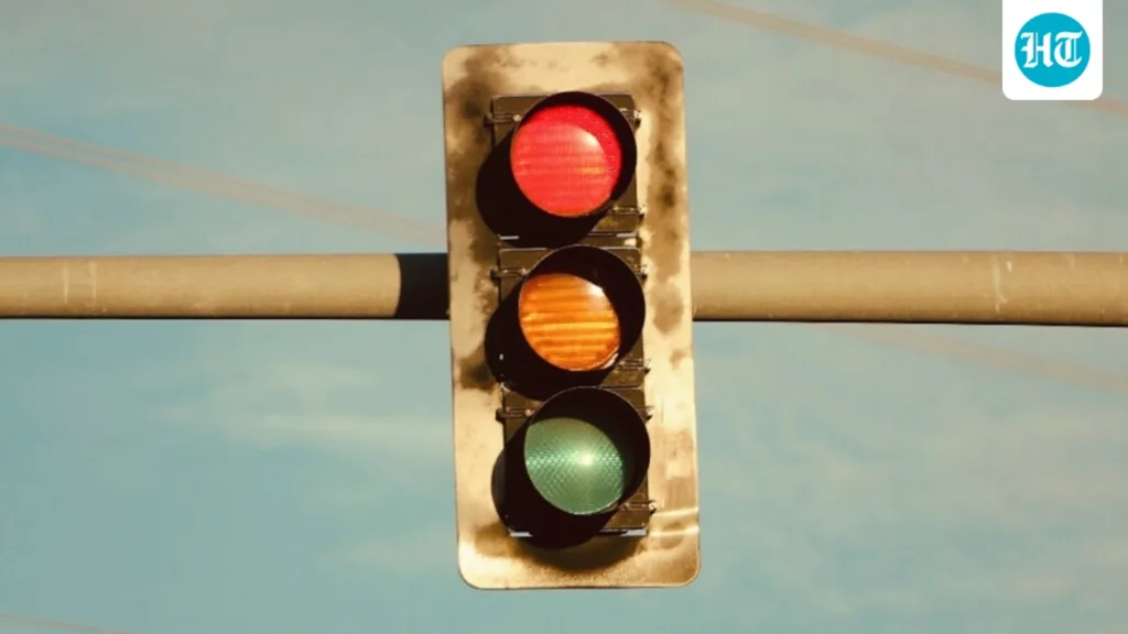 Everyday explained: Why are traffic lights red, yellow and green? Everyday explained: Why are traffic lights red, yellow and green?