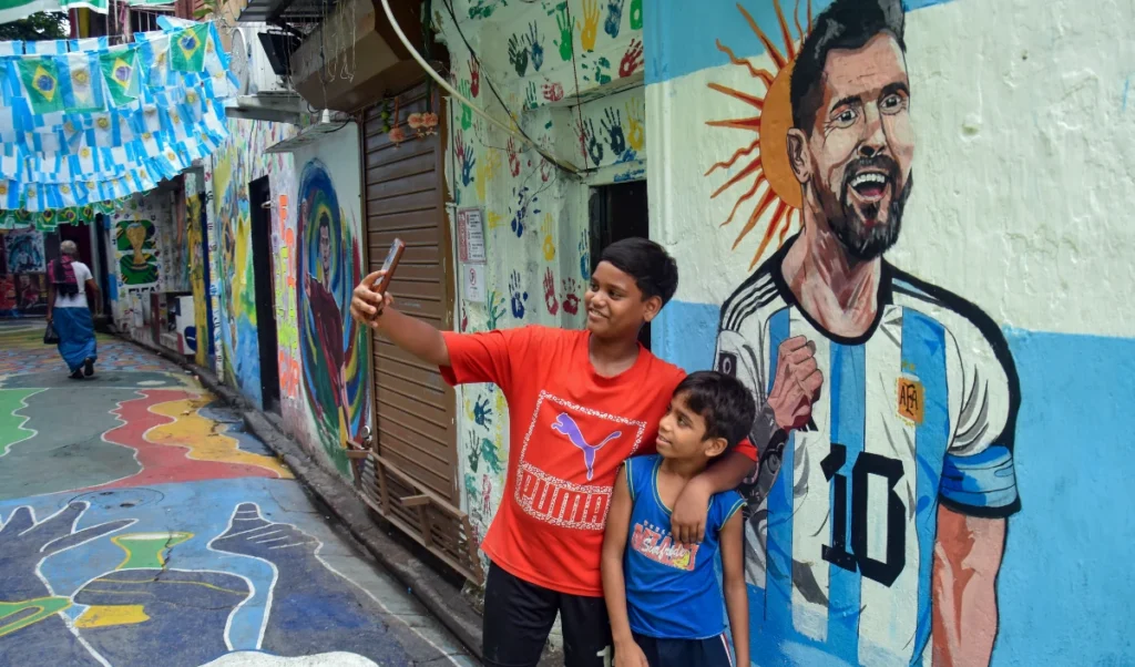 FIFA World Cup: 'चार बमों से मेसी को उड़ा देंगे', Football Star के खिलाफ खौफनाक साजिश का खुलासा FIFA World Cup: 'चार बमों से मेसी को उड़ा देंगे', Football Star के खिलाफ खौफनाक साजिश का खुलासा