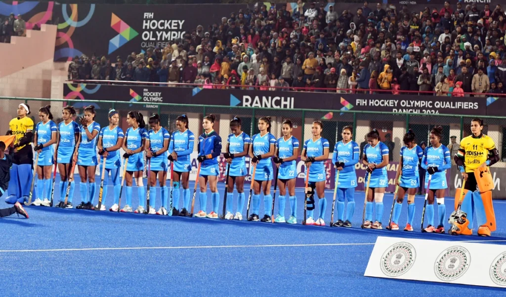 FIH World Cup: बेहतर गोल औसत और डिफेंस के दम पर भारत मजबूत, इंग्लैंड के खिलाफ महामुकाबला FIH World Cup: बेहतर गोल औसत और डिफेंस के दम पर भारत मजबूत, इंग्लैंड के खिलाफ महामुकाबला