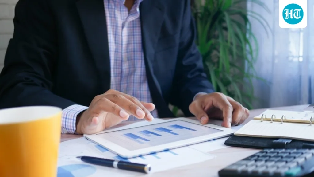 From savings to debt: 7 questions to ask yourself to understand your financial independence this Independence Day From savings to debt: 7 questions to ask yourself to understand your financial independence this Independence Day