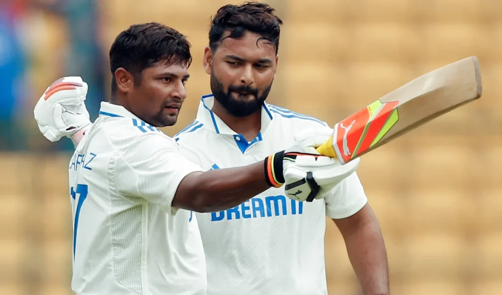 Galle Test से पहले Team India में बड़ा फेरबदल, Sai Sudharsan की जगह Sarfaraz Khan को मिली जिम्मेदारी Galle Test से पहले Team India में बड़ा फेरबदल, Sai Sudharsan की जगह Sarfaraz Khan को मिली जिम्मेदारी