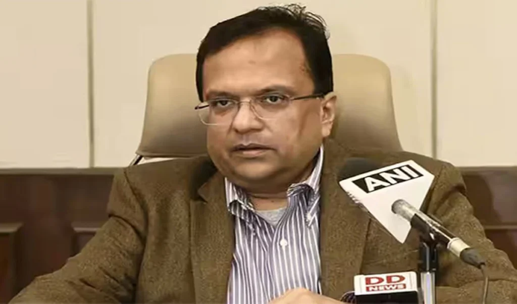 Home Secretary Govind Mohan को मिला एक और Extension, 2027 तक Modi Government का भरोसा बरकरार Home Secretary Govind Mohan को मिला एक और Extension, 2027 तक Modi Government का भरोसा बरकरार