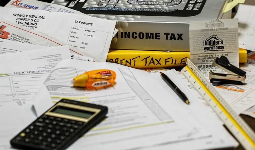 Income Tax अलर्ट: REIT-InvIT से होने वाली कमाई पर बदल गए नियम, ITR फाइलिंग में रखें खास ध्यान Income Tax अलर्ट: REIT-InvIT से होने वाली कमाई पर बदल गए नियम, ITR फाइलिंग में रखें खास ध्यान