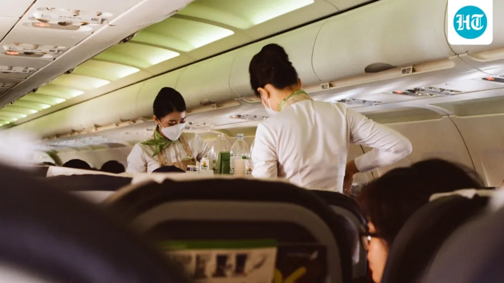 Inside Singapore Airlines’ 50,000-meal-a-day kitchen: How they make food that actually tastes good at 30,000 feet Inside Singapore Airlines’ 50,000-meal-a-day kitchen: How they make food that actually tastes good at 30,000 feet