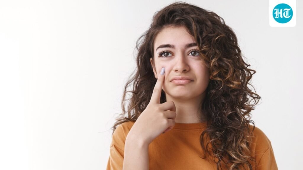 Is your air conditioner causing skin dryness? Here is what a dermatologist says Is your air conditioner causing skin dryness? Here is what a dermatologist says