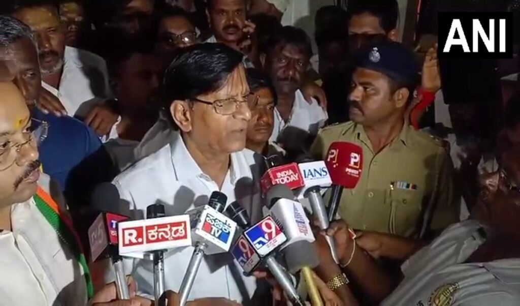 Islam पर दिए बयान का Karnataka Minister Basavaraj Rayareddy ने किया बचाव: बोले- सभी धर्म महान, कोई बुरा नहीं Islam पर दिए बयान का Karnataka Minister Basavaraj Rayareddy ने किया बचाव: बोले- सभी धर्म महान, कोई बुरा नहीं