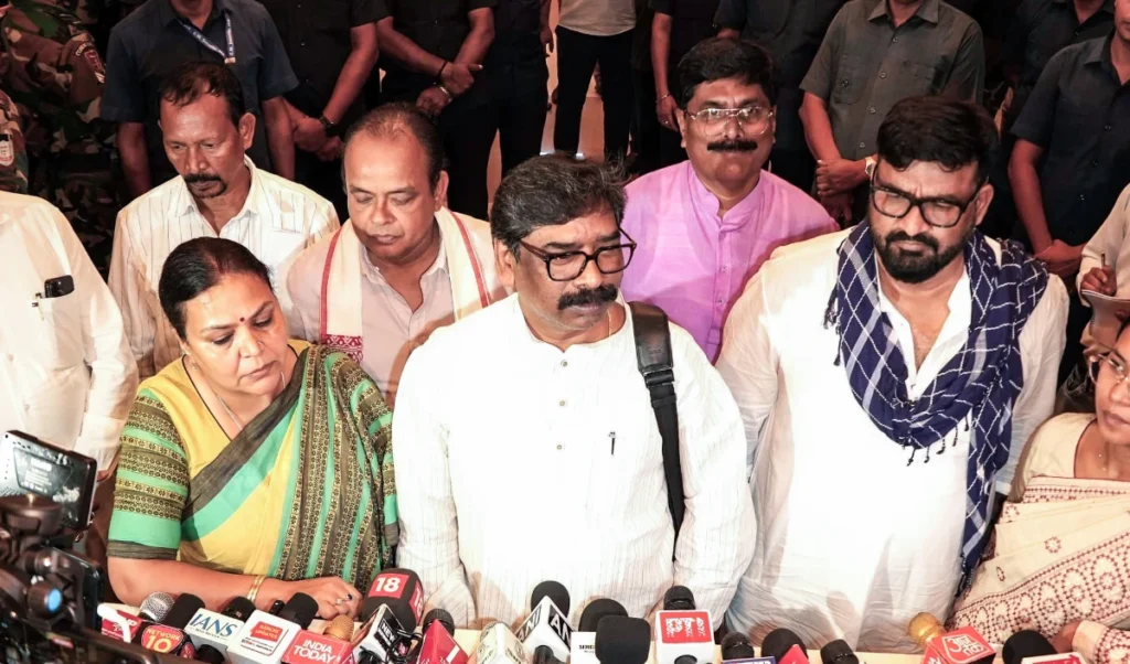 Jharkhand Govt Exam Cancelled | झारखंड में भर्ती परीक्षाओं पर बड़ा फैसला, CID/SIT जांच के बीच 39 परीक्षाएं हुई रद्द और 6 स्थगित