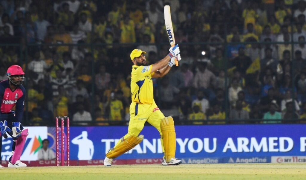 MS Dhoni और CSK के 16 साल के रिश्तों में दरार? IPL में भविष्य पर गहराया संकट MS Dhoni और CSK के 16 साल के रिश्तों में दरार? IPL में भविष्य पर गहराया संकट