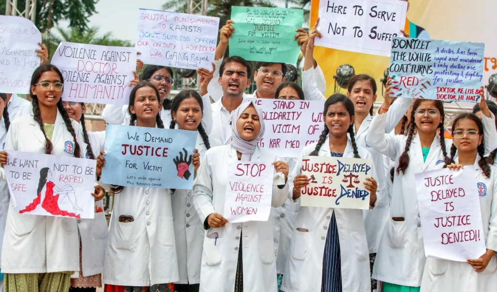 Maharashtra MARD Doctor Strike | होम्योपैथी रजिस्ट्रेशन विवाद: महाराष्ट्र में डॉक्टरों की राज्यव्यापी अनिश्चितकालीन हड़ताल शुरू, जानें किन सेवाओं पर पड़ेगा असर Maharashtra MARD Doctor Strike | होम्योपैथी रजिस्ट्रेशन विवाद: महाराष्ट्र में डॉक्टरों की राज्यव्यापी अनिश्चितकालीन हड़ताल शुरू, जानें किन सेवाओं पर पड़ेगा असर