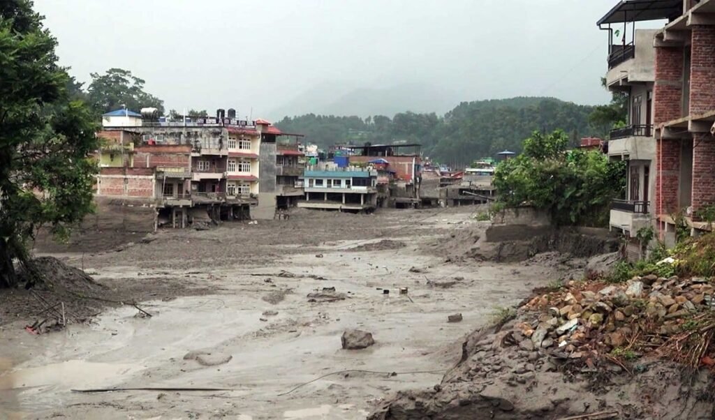 Nepal-Tibet में तबाही के बीच China में आया Earthquake, Sichuan में 5.1 तीव्रता के भूकंप से मची अफरा-तफरी Nepal-Tibet में तबाही के बीच China में आया Earthquake, Sichuan में 5.1 तीव्रता के भूकंप से मची अफरा-तफरी