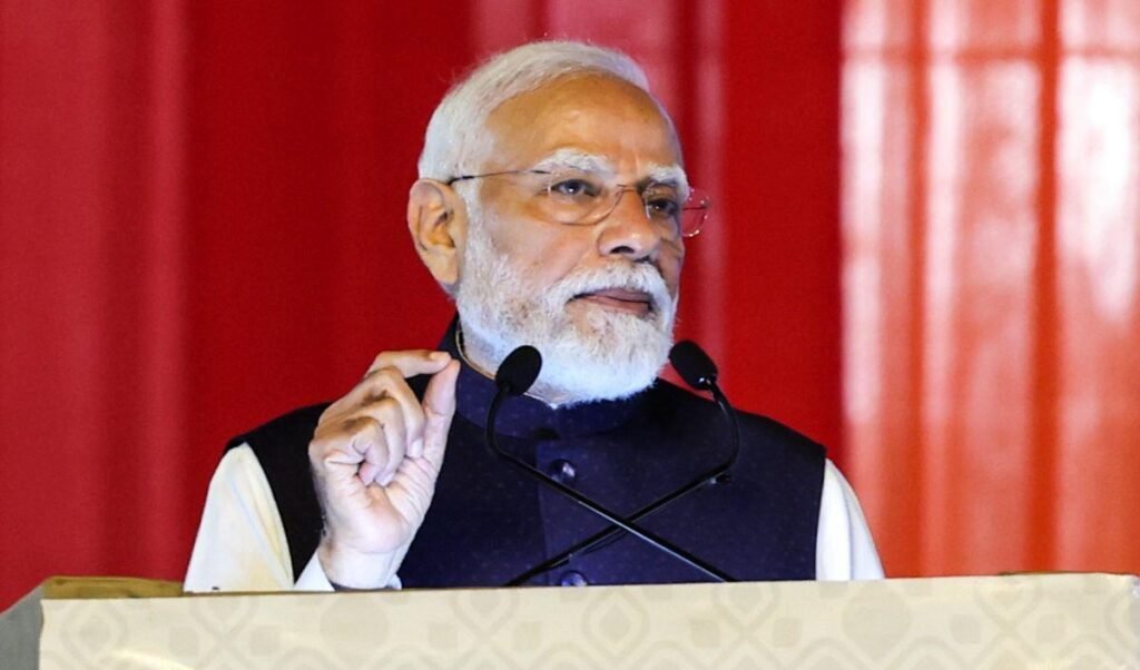 PM Modi ने शुरू किया Nasha Mukt Yuva for Viksit Bharat Sankalp Abhiyaan, 1 करोड़ युवाओं ने ली शपथ PM Modi ने शुरू किया Nasha Mukt Yuva for Viksit Bharat Sankalp Abhiyaan, 1 करोड़ युवाओं ने ली शपथ
