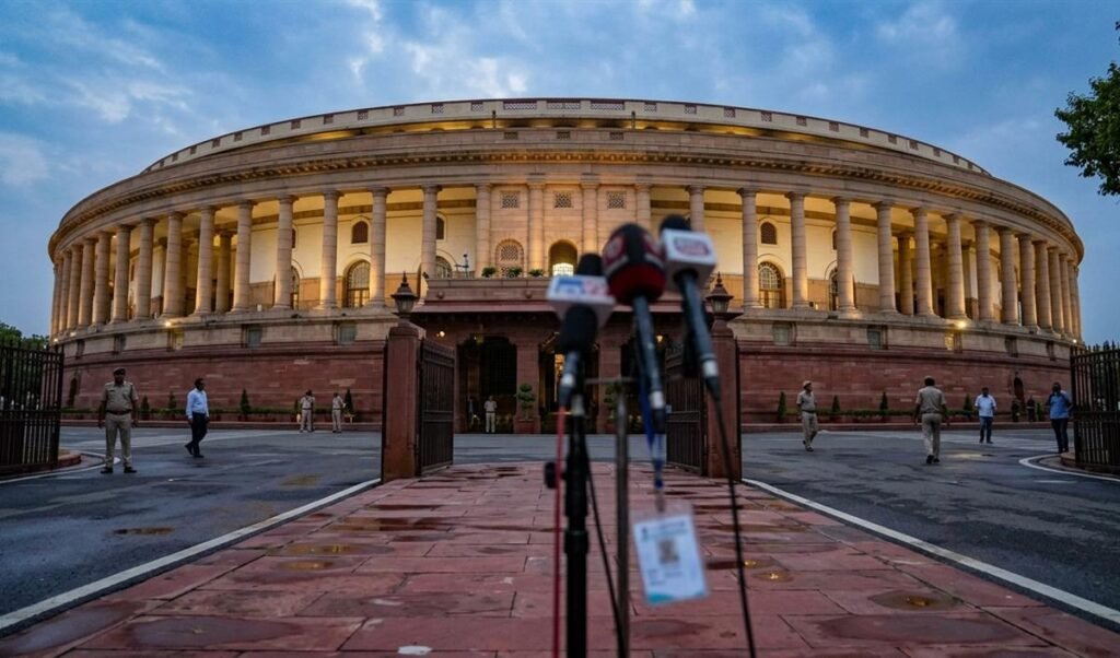 Parliament का विशेष सत्र बुलाने का कोई प्रस्ताव नहीं, Kiren Rijiju ने दी जानकारी Parliament का विशेष सत्र बुलाने का कोई प्रस्ताव नहीं, Kiren Rijiju ने दी जानकारी