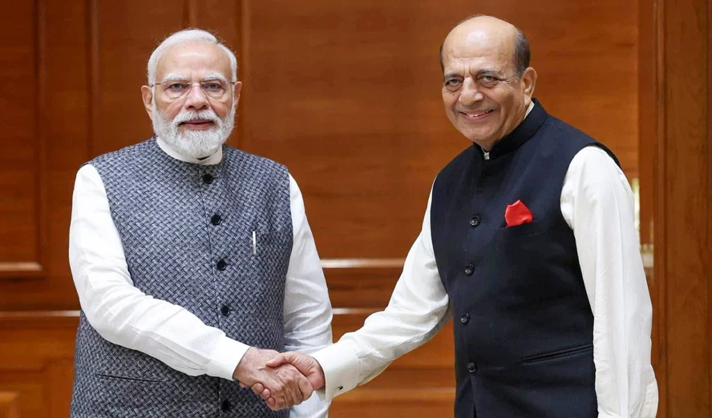 Prabhasakshi NewsRoom: Bangladesh PM से मिलने के तुरंत बाद Delhi आकर PM Modi से मिले Dinesh Trivedi, पलट गया पूरा खेल Prabhasakshi NewsRoom: Bangladesh PM से मिलने के तुरंत बाद Delhi आकर PM Modi से मिले Dinesh Trivedi, पलट गया पूरा खेल