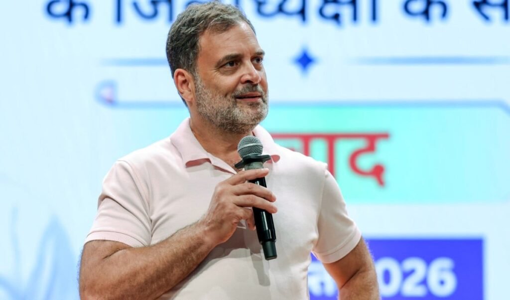 Rahul Gandhi की कानूनी मुश्किलें बढ़ी! ‘शुद्धिकरण’ विवाद पर टिप्पणी को लेकर कांग्रेस सांसद के खिलाफ FIR दर्ज Rahul Gandhi की कानूनी मुश्किलें बढ़ी! ‘शुद्धिकरण’ विवाद पर टिप्पणी को लेकर कांग्रेस सांसद के खिलाफ FIR दर्ज