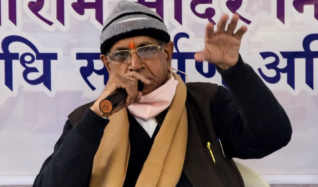 Ram Mandir Trust: सूत्रों का दावा, Champat Rai को UP SIT की पहली रिपोर्ट में Clean Chit Ram Mandir Trust: सूत्रों का दावा, Champat Rai को UP SIT की पहली रिपोर्ट में Clean Chit