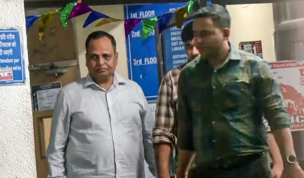 Satyendar Jain ने ACB कार्रवाई को Punjab चुनाव से जोड़ा, बोले- यह राजनीति है Satyendar Jain ने ACB कार्रवाई को Punjab चुनाव से जोड़ा, बोले- यह राजनीति है