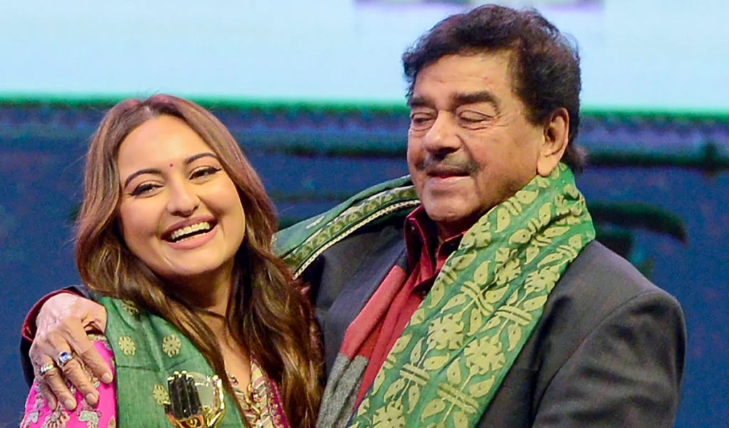Shatrughan Sinha का बड़ा दावा- बेटी Sonakshi की ट्रोलिंग के पीछे BJP IT सेल का हाथ, कहा- 'सब प्रायोजित है' Shatrughan Sinha का बड़ा दावा- बेटी Sonakshi की ट्रोलिंग के पीछे BJP IT सेल का हाथ, कहा- 'सब प्रायोजित है'