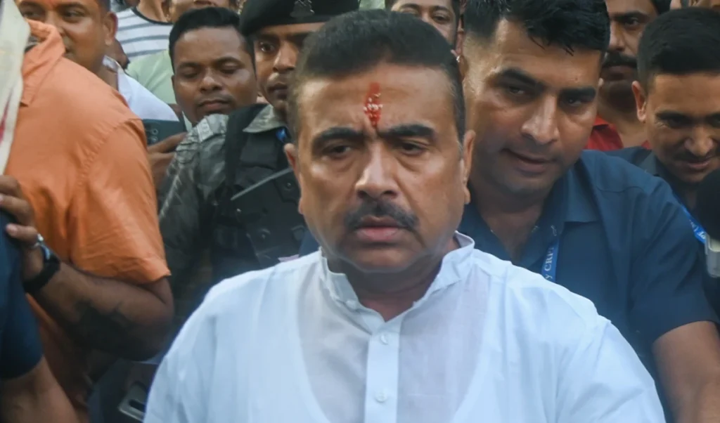 Suvendu Adhikari का बड़ा तोहफा: Emergency में जेल जाने वालों को West Bengal में अब ₹10,000 मासिक पेंशन Suvendu Adhikari का बड़ा तोहफा: Emergency में जेल जाने वालों को West Bengal में अब ₹10,000 मासिक पेंशन