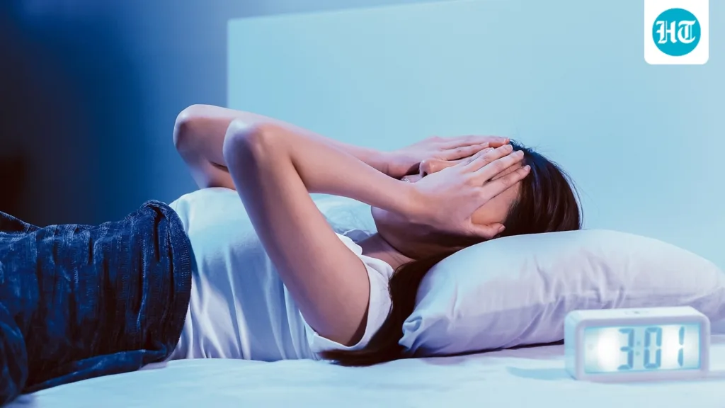 Tossing and turning at night? Endocrinologist suggests this simple bedtime trick to fall asleep faster